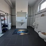 Apartman Zentrales City-apartment Mit Garage Und Arbeitsplatz Geeignet Fuer Business Und Familie *