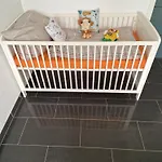 Apartman Zentrales City-apartment Mit Garage Und Arbeitsplatz Geeignet Fuer Business Und Familie Duisburg