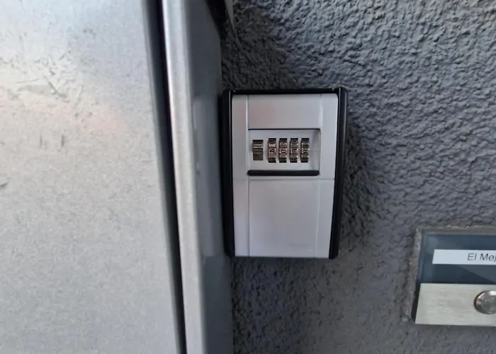 דירה Zentrales City-apartment Mit Garage Und Arbeitsplatz Geeignet Fuer Business Und Familie